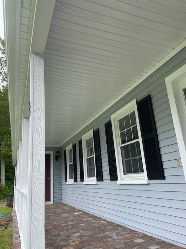 Gallery photos for Branford CT Home Vinyl Siding Paint Transformation: Image #1