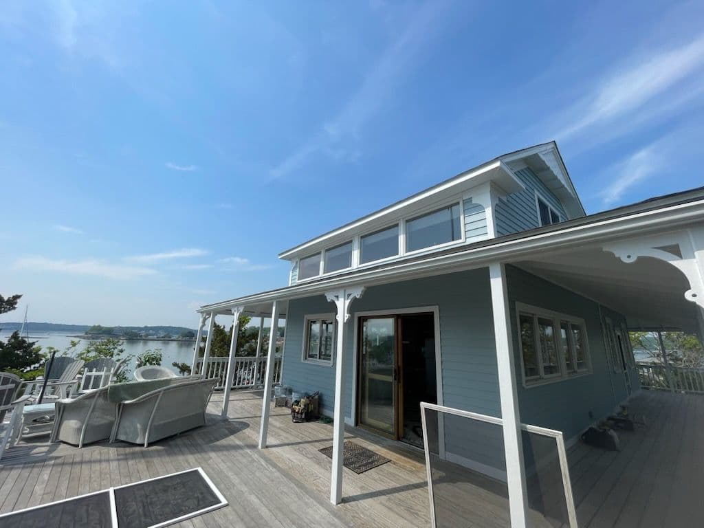 Branford Home's Refreshing Coastal Makeover image