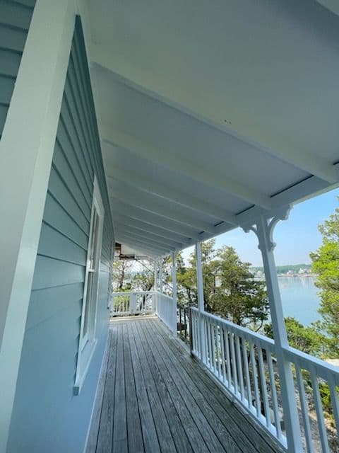 Gallery photos for Branford Home's Refreshing Coastal Makeover: Image #2