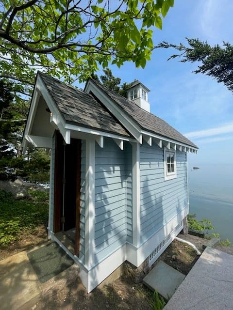 Gallery photos for Branford Home's Refreshing Coastal Makeover: Image #3