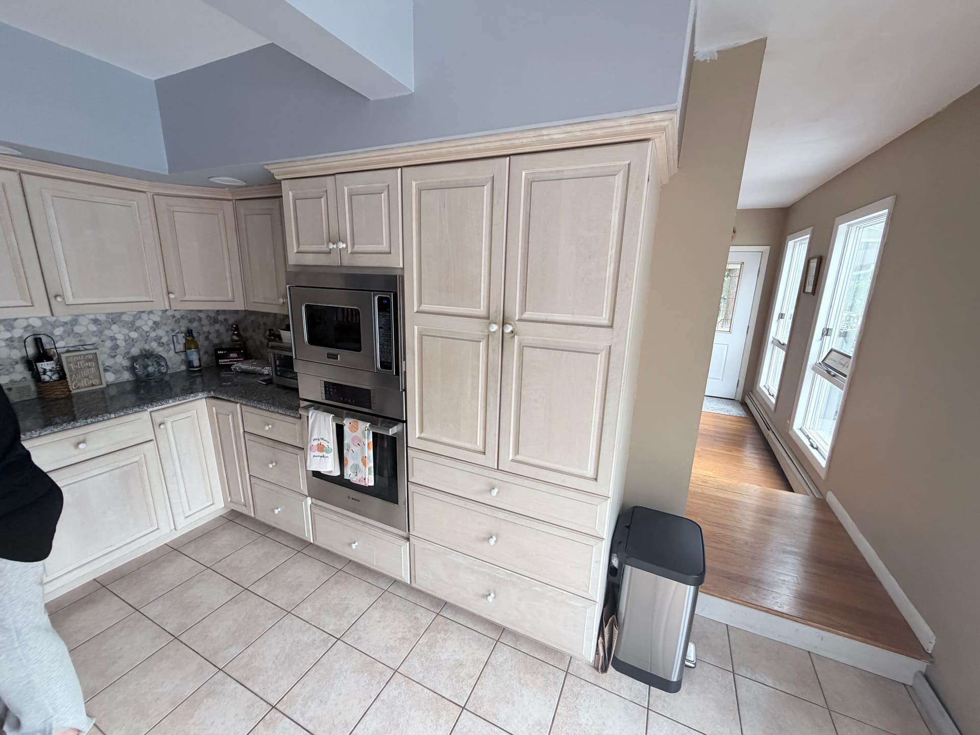 Gallery photos for Sleek Kitchen Cabinet Transformation: Image #6